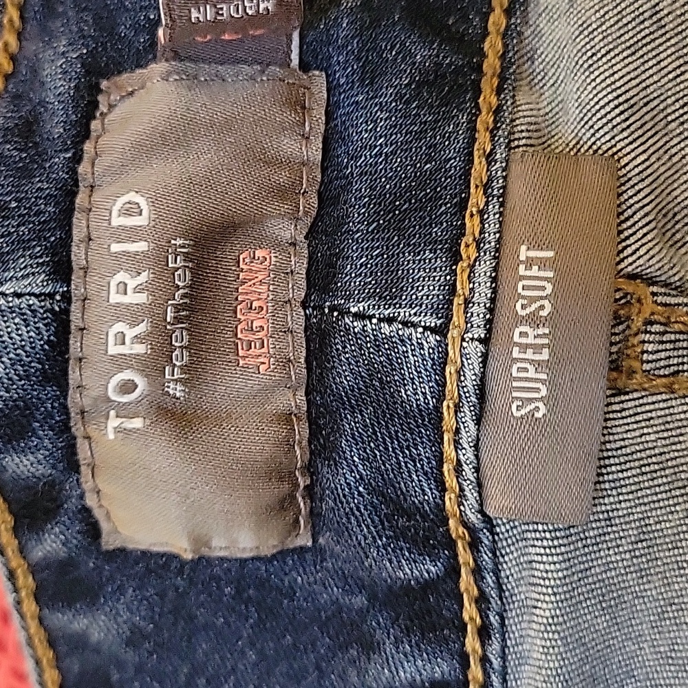 Torrid jeans - Picture 6 of 7